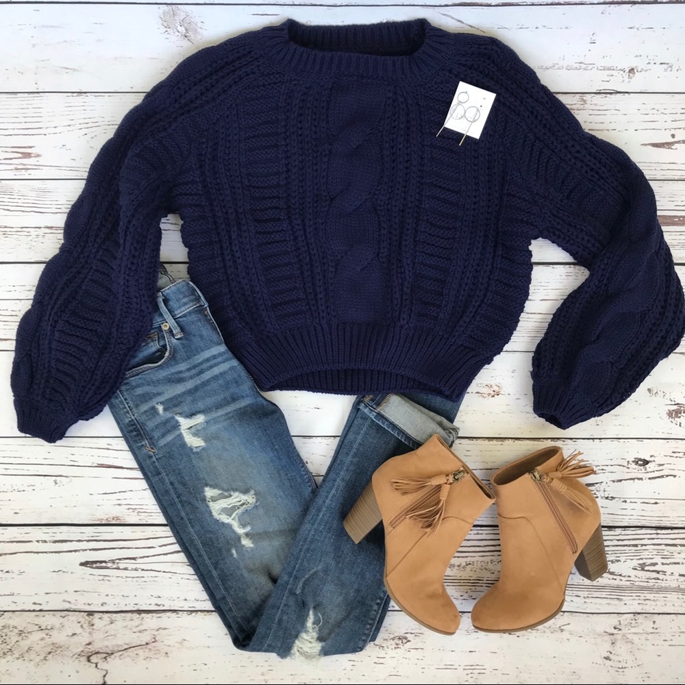 ❗️1 LEFT❗️ Blue Chunky Cable Knit Sweater A1 - Picture 2 of 5